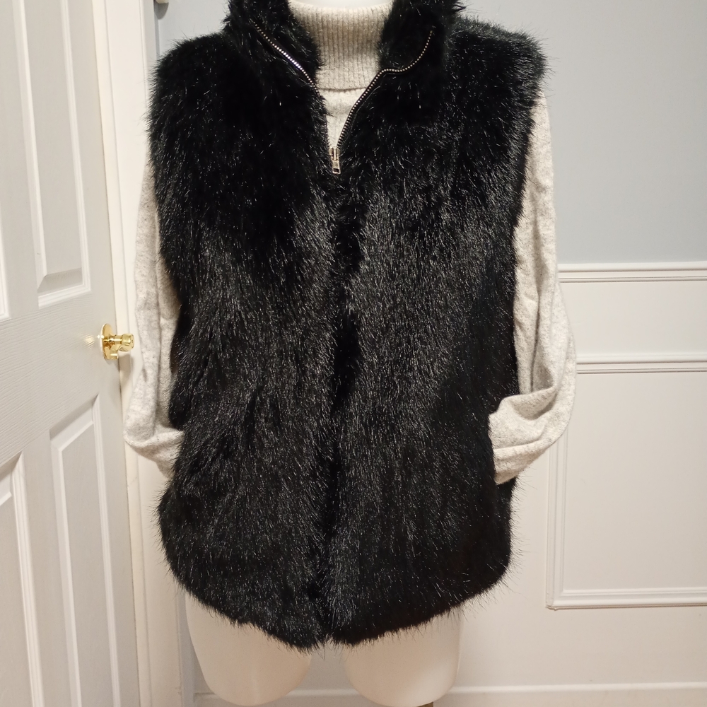 Women's Black Faux Fur Vest